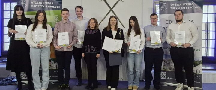 III miejsce uczennicy ZSHT w Finale Konkursu  Akademia Liderów Przyszłości!!!